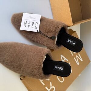 NWT ROAM Brown Faux-Fur Slip-On Mules